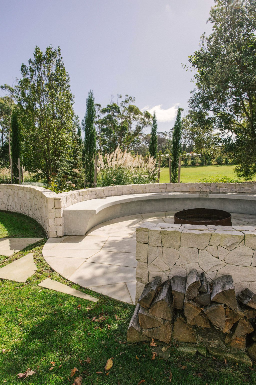 Stone firepit
